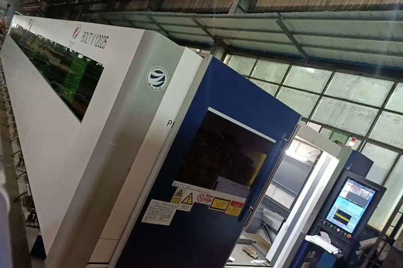 奔騰激光切割機(jī)12KW